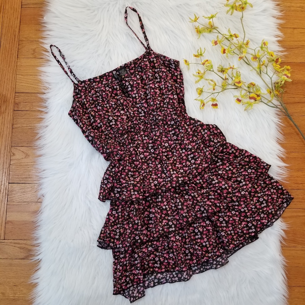 PASSPORT Floral Ruffle Mini Dress SIZE L.